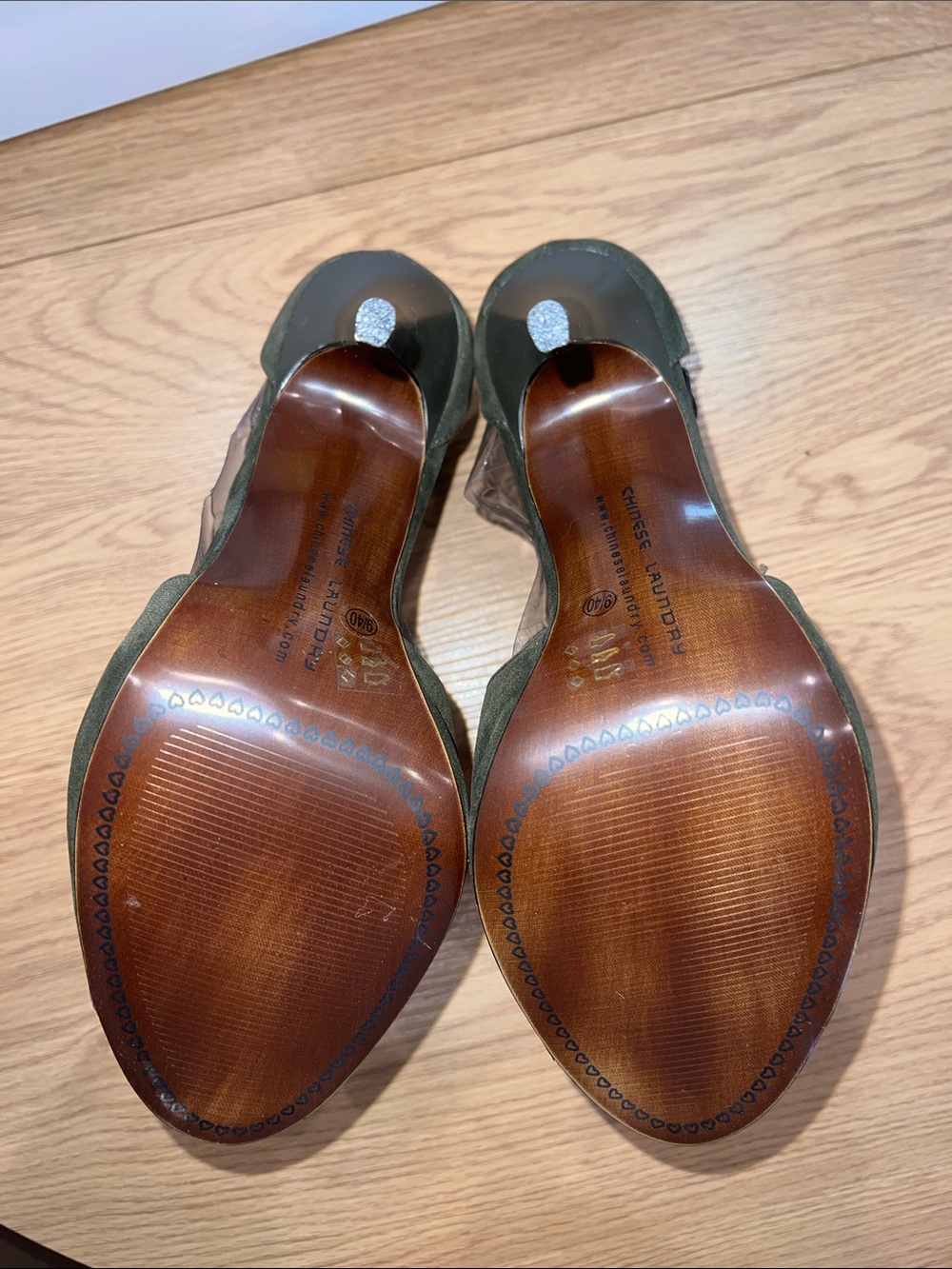 NIB Chinese Laundry Olive Green Suede Peep-Toe Heels with Ankle Strap US 9 - Picture 8 of 9